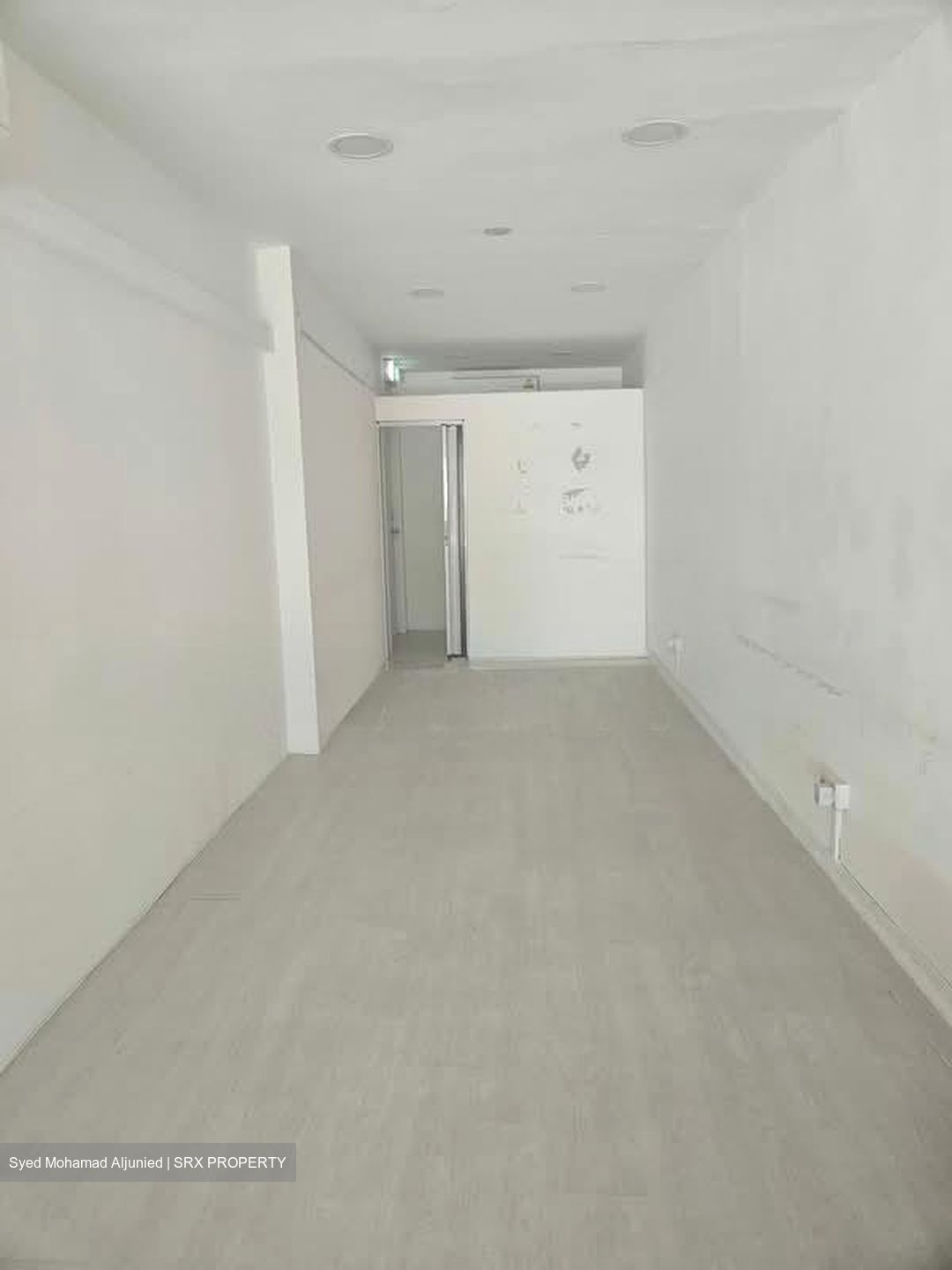 Jalan Pisang (D7), Shop House #595643411